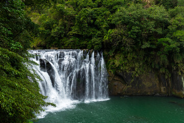Fototapeta na wymiar Beautiful Shifen Waterfall in Taiwan