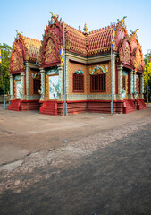  Wat Hanchey, a Buddhist temple near Kampong Cham city, Cambodia