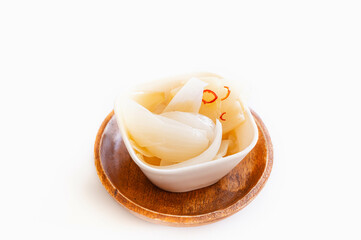 新玉ねぎの白だし浅漬け