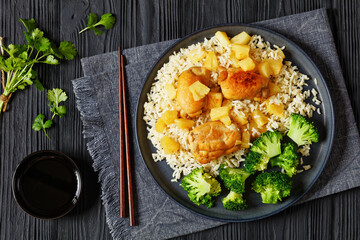 chicken thighs with pineapple, rice and broccoli