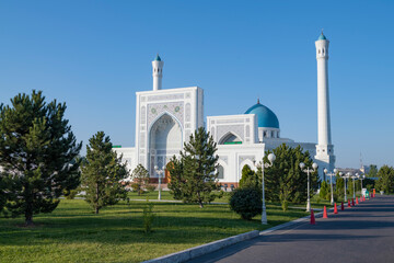 Minor Mosque in the morning landscape. Tashkent - 766114409