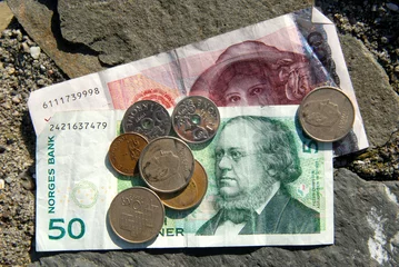 Fototapeten Norwegian currency Kroner, notes and coins. © Richard