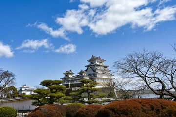 世界遺産　快晴の青空に映える姫路城天守閣