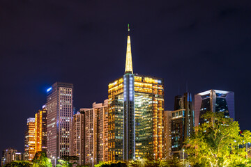 Fototapeta na wymiar Glittering Urban Skyline at Night