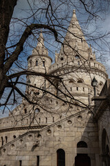 Fisherman's Bastion in Budapest (hungarian: Halszbstya), structure with seven towers representing the Magyar tribes, a Neo-Romanesque gem, offers panoramic views of the Danube and Budapest city