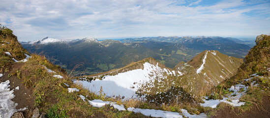 beautiful tightrope hiking trail along Fellhorn mountain ridge, allgau alps