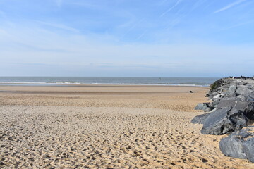 Belgium's coast in winter with sandstorms and sunshine