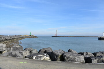 Belgium's coast in winter with sandstorms and sunshine