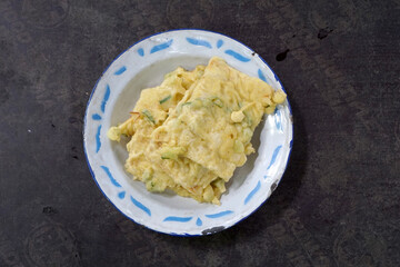 One of the typical Purwokerto tempeh variants is known as Mendoan.          