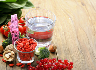goji berries broccoli and nuts superfood