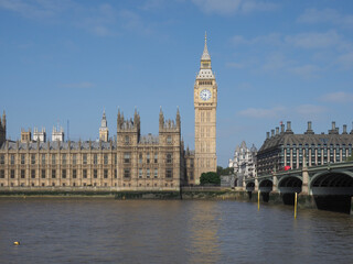 Fototapeta premium Houses of Parliament and Westminster Bridge in London