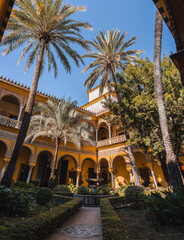 Naklejka premium palacio de las duenas (sevilla, spain)
