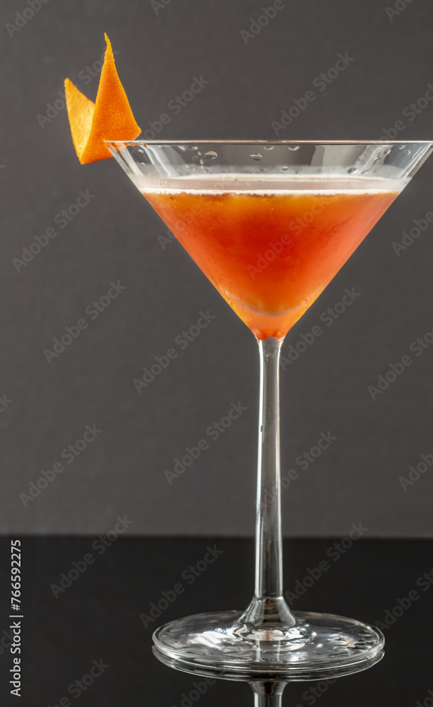 Canvas Prints Elysee Treaty Cocktail