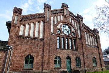Zeche Zollern, Gebäude, Maschinen, Förderturm