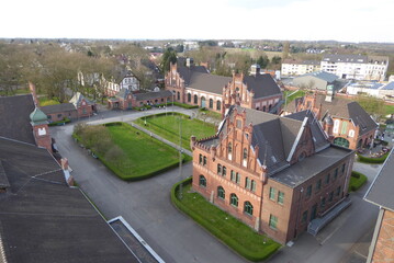 Zeche Zollern, Gebäude, Maschinen, Förderturm
