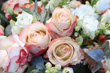 Pastel wedding flowers - 766676474