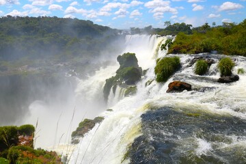 イグアスの滝周辺　アルゼンチン　ブラジル