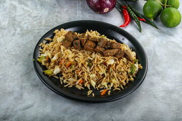 Stir fried rice with beef