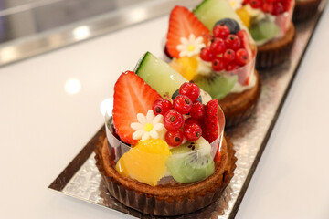 パティスリー が作ったフルーツタルトケーキ