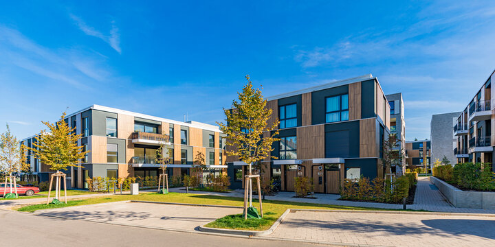 Germany, Baden-Wurttemberg, Leonberg, Modern apartment buildings in new development area