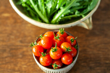 瑞々しい　トマト　ミニトマト　器に入った