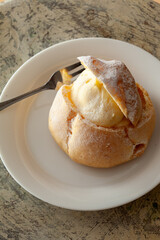 シュークリーム