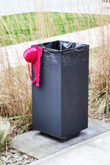 Black Trash Can With Red bra - 766939419