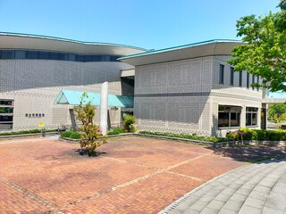 蟹江町図書館