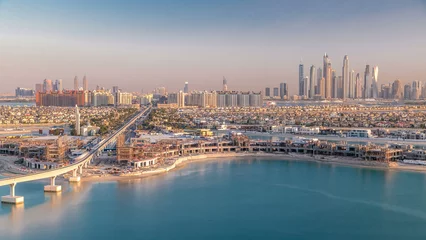 Rolgordijnen Jumeirah Palm island skyline timelapse in Dubai, UAE. © neiezhmakov