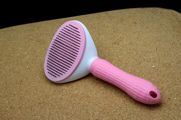 petite brosse pour l entretien des chats et chiens