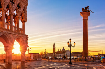 Beautiful sunrise view of Doge's Palace (Palazzo Ducale), Lion of Saint Mark and piazza San Marco...