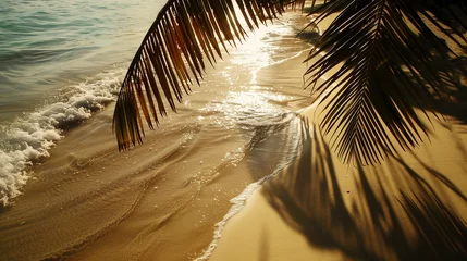 Schilderijen op glas sunset over the sea, with the reflected shadow of a palm tree. zachód słońca nad morzem, z odmijającym się cieniem palmy.  © Malgorzata