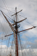 Mat du bateau La Recouvrance en Bretagne - France