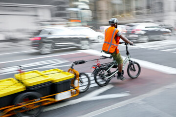 delivery by alternative environmentally friendly transport - 767455289