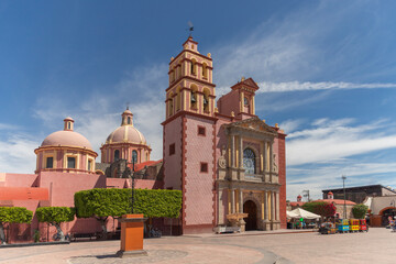 Santa María de la Asunción Parish - Parroquia Santa María de la Asunción en Tequisquiapan