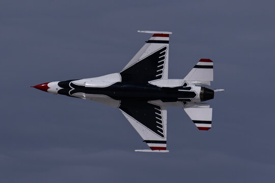 Luke AFB Open House 3-23-2024 Glendale, AZ USA..USAF Lockheed-Martin F-16C of the USAF Thunderbirds performing at the 2024 Luke Days Airshow