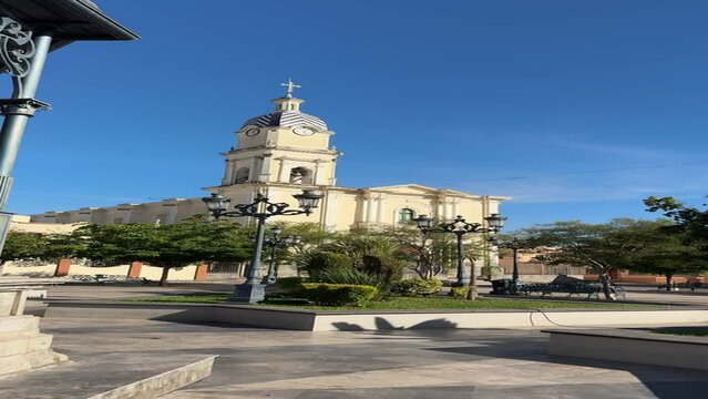 jardin principal de tonaya jalisco, y la parroquia de nuestra se&ntilde;ora de la asucion