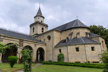 Fototapeta na wymiar Old church in the north of Spain, in Arciniega