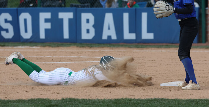 softball sliding
