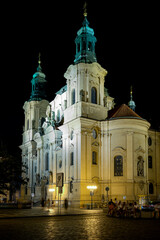 Praga, Chiesa di San Nicola, Piazza della Città Vecchia