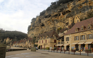 La Roque Gageac - Village troglodyte de Dordogne