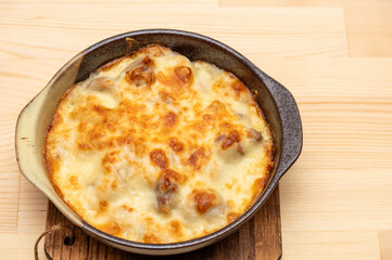 チーズたっぷりのマカロニグラタン