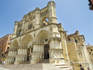 Fototapeta na wymiar Beautiful facade of Cuenca Cathedral. Spain.