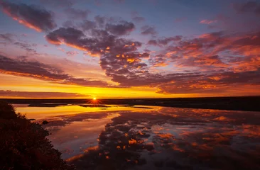 Foto op Plexiglas Lake on sunset © Galyna Andrushko