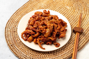 Korean food, chicken feet, boneless, spicy, soup, steamed eggs, flying fish eggs, rice balls, side dishes, pickled radish, tteokbokki