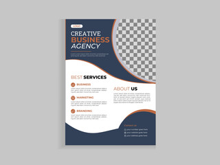 New corporate digital marketing flyer set template.