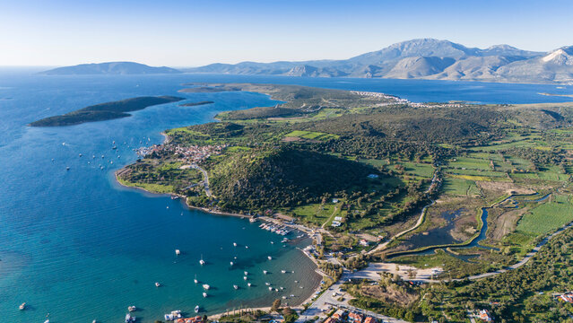 The name of Ildırı, which is a neighborhood of &Ccedil;eşme district in İzmir, is Erythrai in the ancient period.