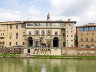 uffizi gallery museum building view from arno river florence italy
