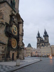 Horloge astronomique et Cathédrale à Prague