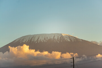 mount kilimanjaro in kenya from amboseli